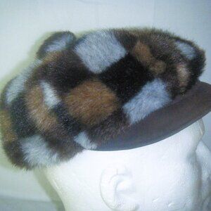 Lady's Faux Fur Cap